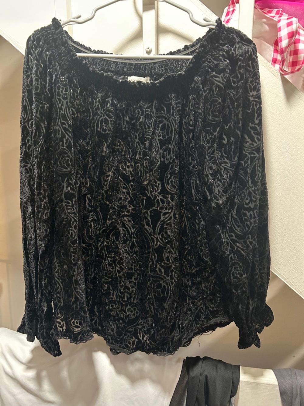Knox Rose Black Velvet Burnout Floral Long-Sleeve Top